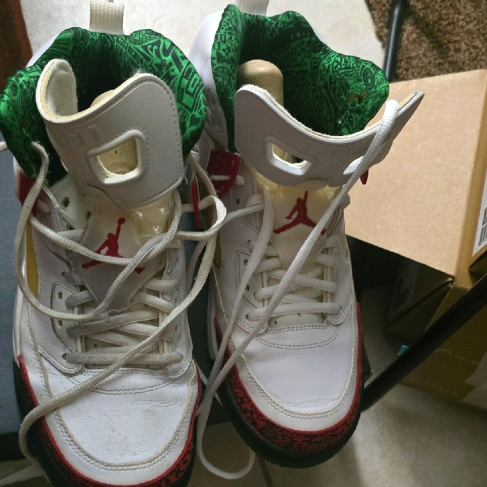 Air Jordan  SPIZIKE
